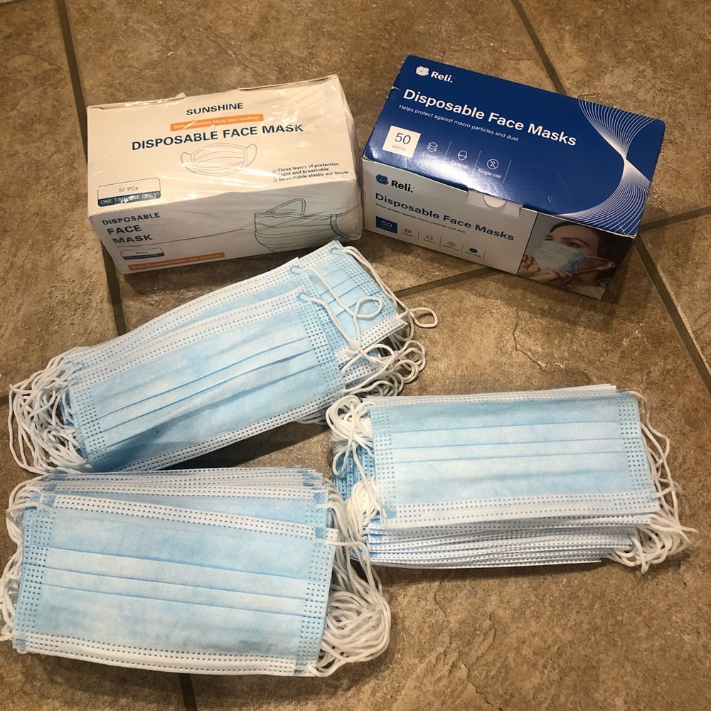 Bundle of disposal face masks